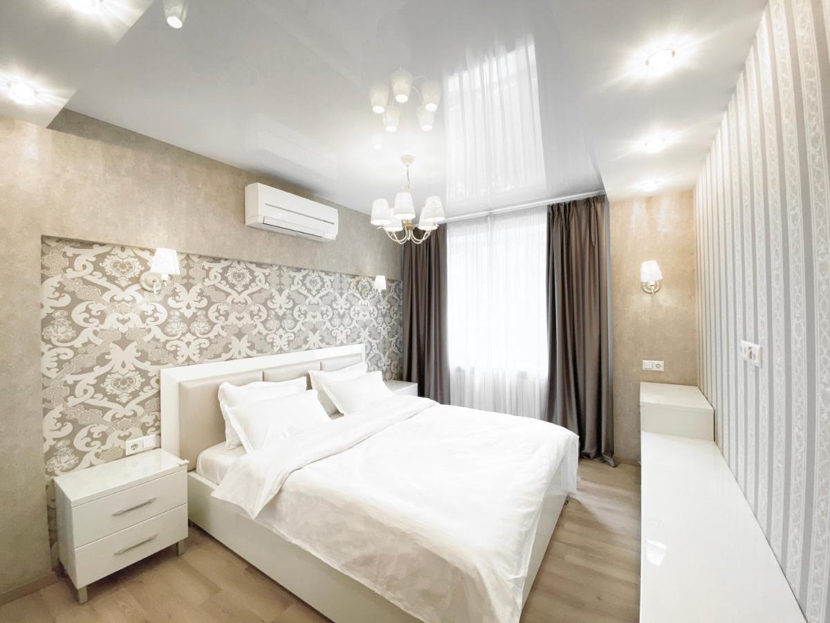 2-Bedroom Apartment Most City Area, Ekaterynoslav Square 第聂伯罗彼得罗夫斯克 外观 照片